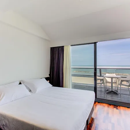 Otel Kursaal 4*