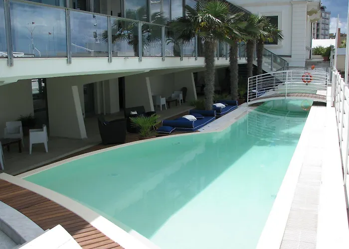 Otel Kursaal