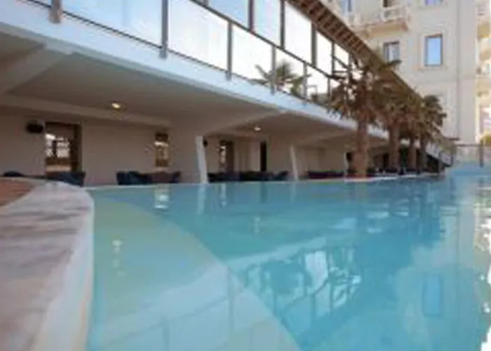 Kursaal فندق كاتوليكا