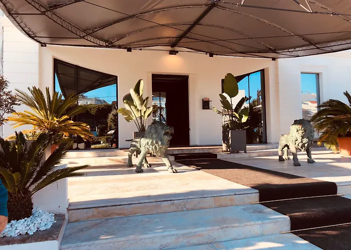 克尔萨尔酒店 酒店