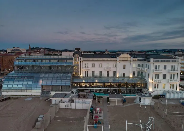 Hotel Kursaal 4*